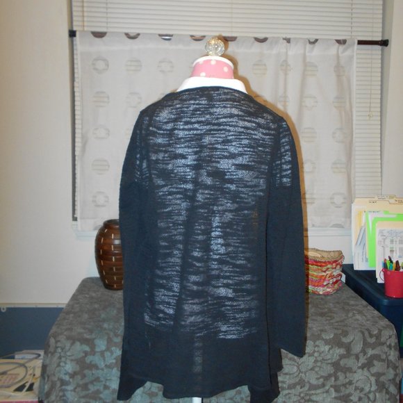DKNY Black Light Cardigan Open M Drapey Lightweight Basic - Picture 6 of 13